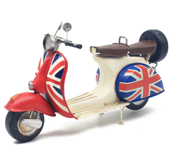 Metal tin 1960s style scooter ornament with Union jack details and a vintage effect.